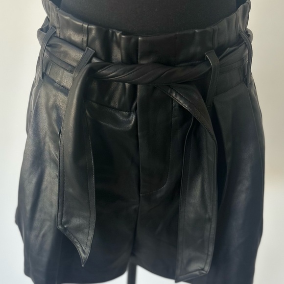 Truth by Republic black shorts - Picture 4 of 7